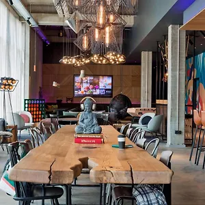 Отель Moxy Sydhavnen, Копенгаген